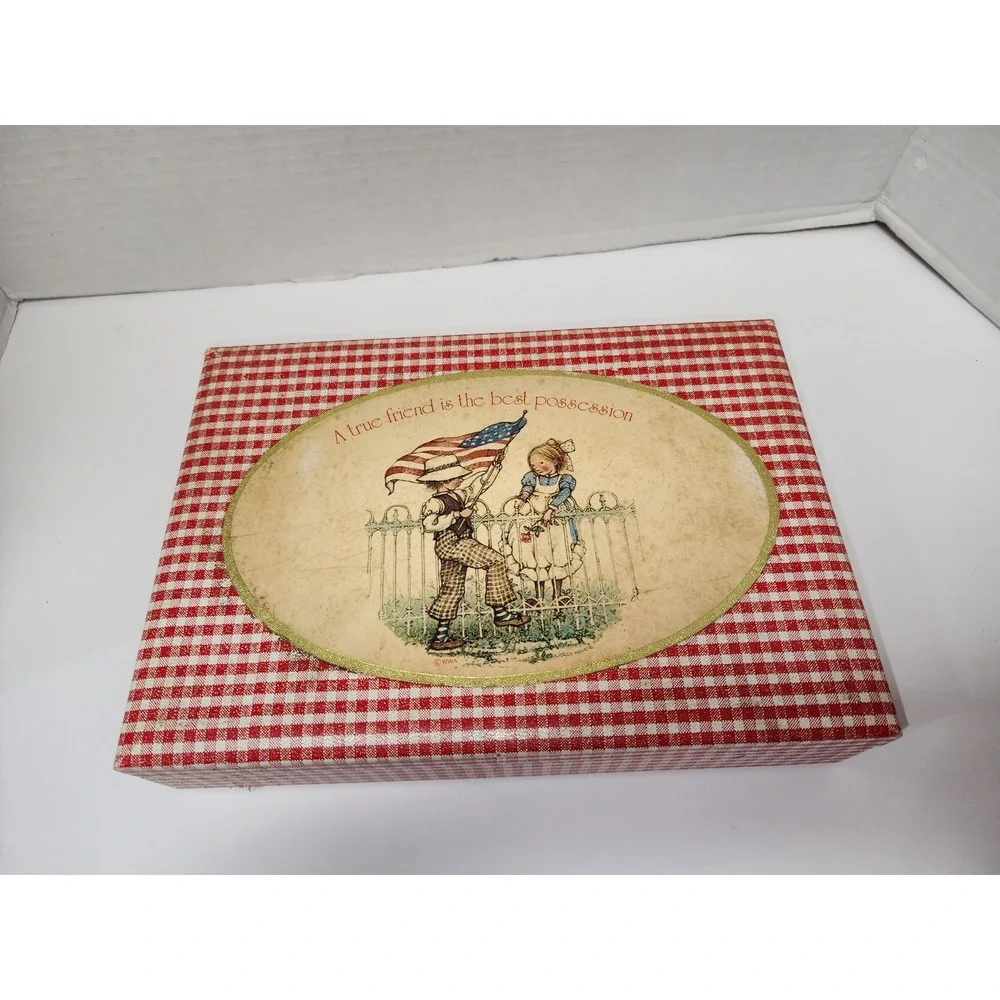 Vintage‎ Holly Hobby Gingham Velvet Embossed Jewelry Box